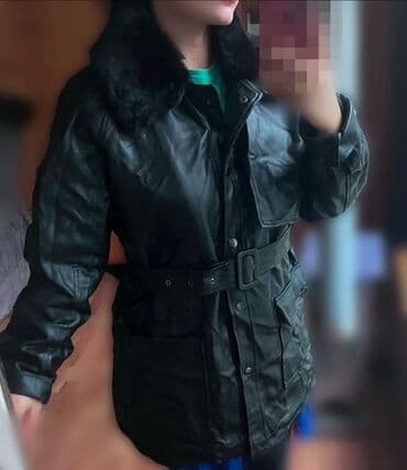 пальто зимнее: Xxl dəri palto Defacto markasıdır yenidir,digər palto S-M ölçü — 2