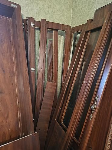 vitrin panel: Şüşəli dolab vitrini, İşlənmiş — 2