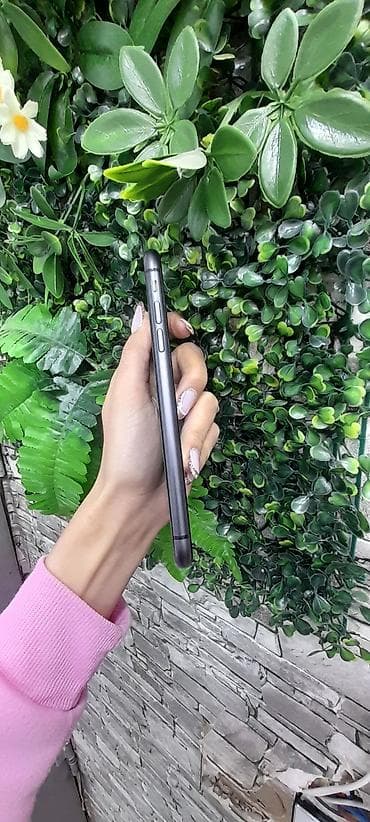 iphone 17 pro qiymət: IPhone 11, 64 GB, Qara, Face ID — 3