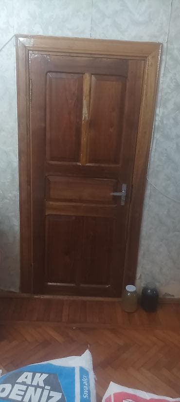 bal: Məhsul: Taxta otaq qapıları və taxta pəncərə-balkon dəsti Təsvir: - — 2