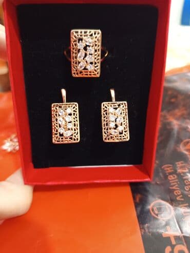 женские толстовки на молниями: Üzük və sırğalar - Metal: qızılı tonlu qirmizi rus qizili rengi - — 16