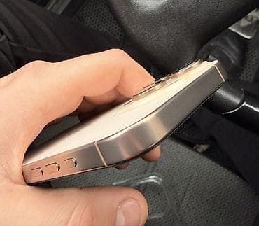 ikinciel iphone: IPhone 16 Pro, 128 GB, Desert Titanium, Face ID — 5