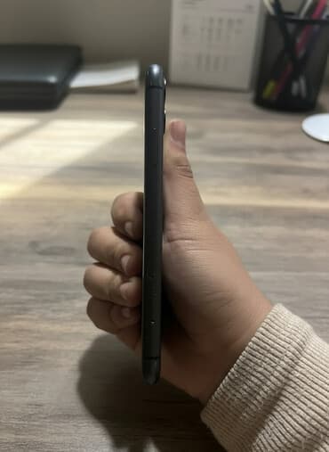 iphone 11 pro max ekran: IPhone 11, 128 GB, Qara, Face ID — 2