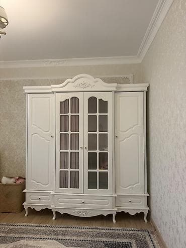 Dolab cox baha alinib satilir 500azn bine Gunel1