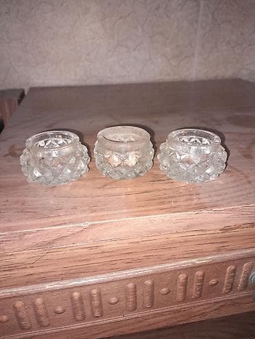 qab dəsti: Şüşə duz/istiot qabları – 3 ədəd dəst Tek Qiymeti 15azn 3ededi 30m - — 1