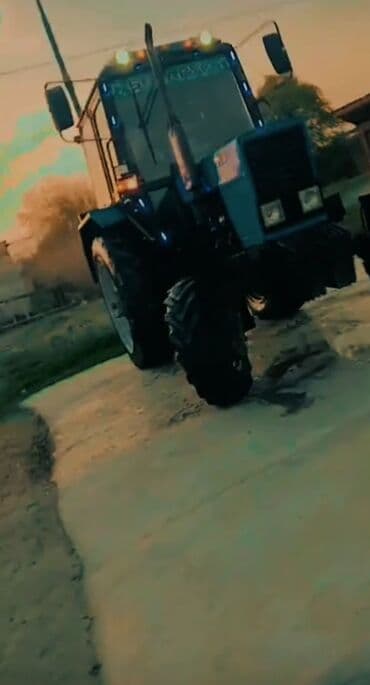 traktor şəkilləri: Traktor Belarus (MTZ) 82.1, 2008 il, 82 at gücü, motor 8.2 l, İşlənmiş — 7