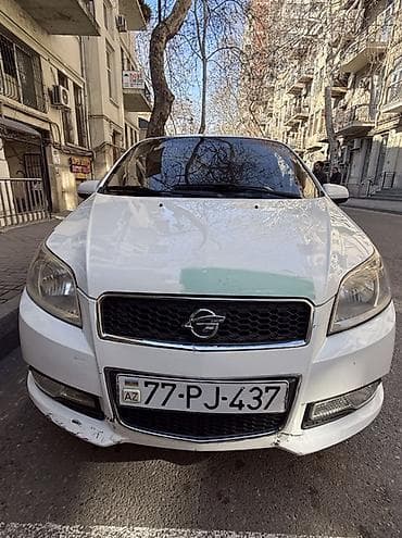 Opel : 1.6 l | 2021 il 17000 km Sedan