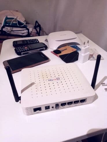 Masaüstü kompüterlər və iş stansiyaları: 2 antena — 2