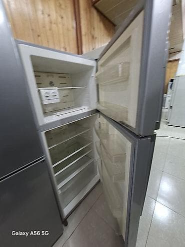 plesdeyşin 2: İki qapılı soyuducu (üstdə dondurucu) - Rəng: gümüş/metallik - — 2