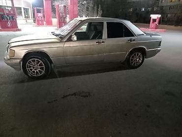 Avtomobil satışı: Mercedes-Benz 190 (W201): 2 l | 1990 il Sedan — 9