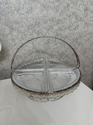 Şüşə servis sinisi – 4 bölməli, metal saplı - Material: qalın, şəffaf