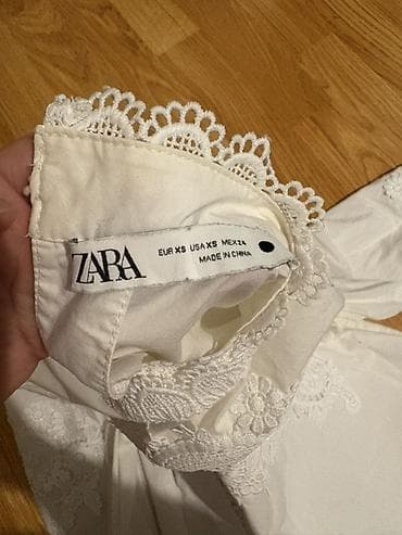 ZARA krujeva detallı ağ bluz - Ölçü: XS (EUR XS, USA XS, MEX 24) -