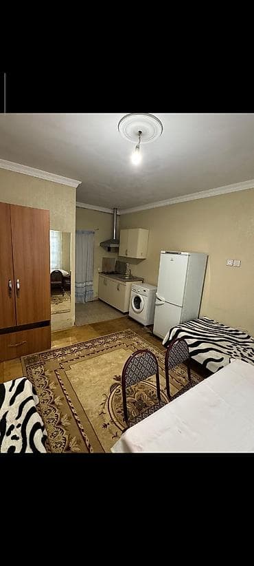 1 otagli ev razinde 213 nomreli mekdebe yaxin kamunalar ayligin