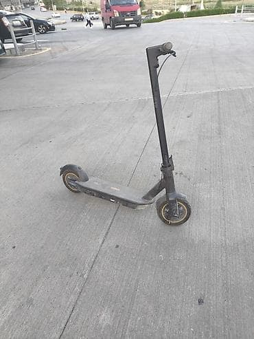 İşlənmiş Elektrik samokat 10", 351 - 500 Vt, 26 - 35 km/s, Ünvandan götürmə, Ödənişli çatdırılma — 6