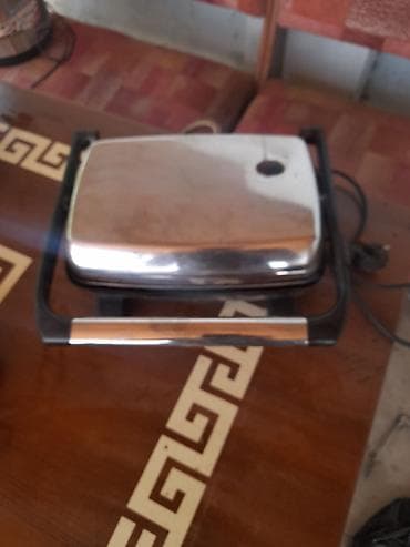 ucuz modem: Toster yaxşı işleyir.Obyekti tehvil verdiyimçün satıram — 2