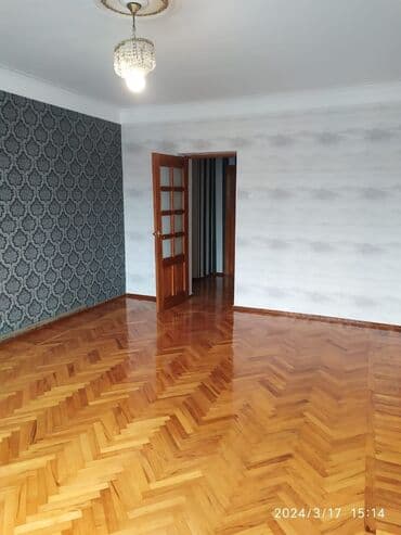 qaracuxurda: Mənzilin təsviri: - Geniş və işıqlı otaqlar: Böyük plastik — 7