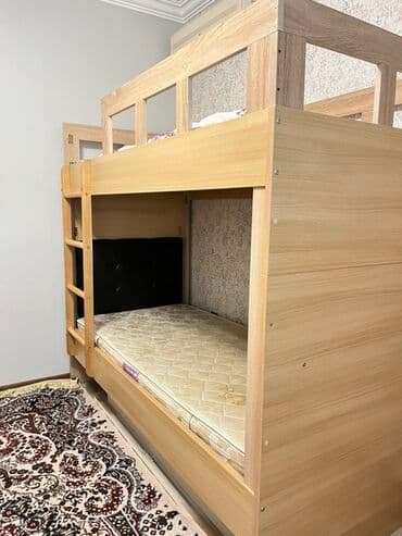 qara dik: Oğlan və qız üçün, İşlənmiş, Çarpayı, Matras ilə, Siyirməsiz, MDF — 2