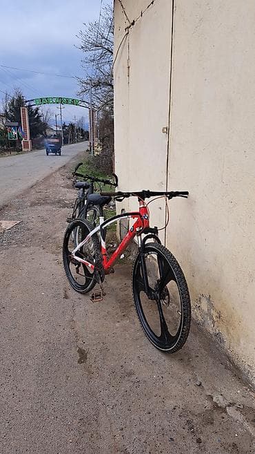 Velosiped – Salam skorosları işləmir birdə tormuzun biri diski təkərin