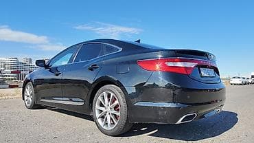kia optima 2 sade mator: Hyundai Grandeur: 2.2 l | 2015 il Sedan — 6