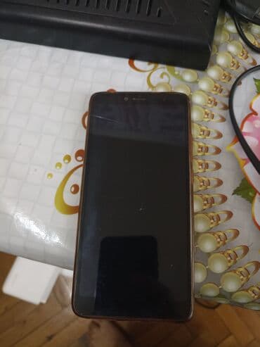 kamerasiz android telefon: Xiaomi Mi A2, 64 GB, rəng - Qızılı, 
 Barmaq izi — 2