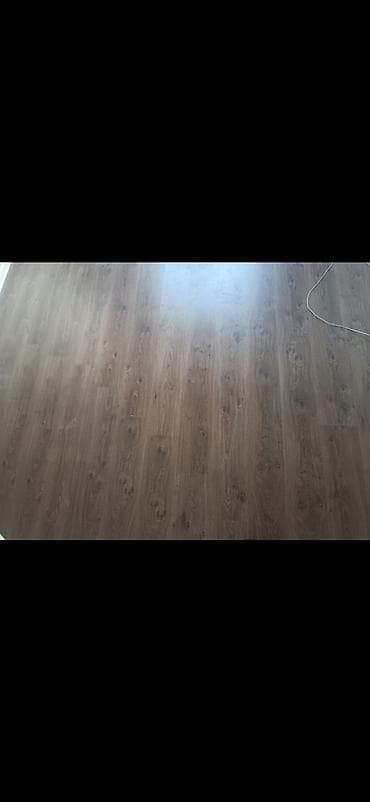 30kv Laminat satlir Yaxwi veziyyetde kvadratı 5 azn Unvan Yasamal