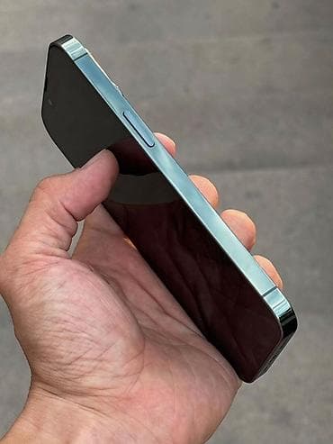 iphone es5: IPhone 13 Pro, 256 GB, Alpine Green, Face ID — 3