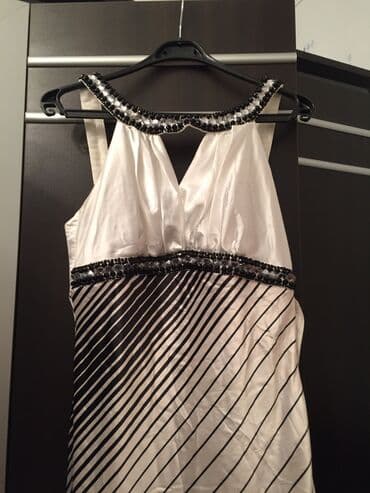 hicab az: 42razmer bir az kicik olcuye gedir.1defe geyinilib — 1