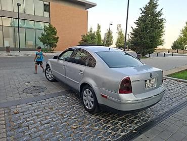 passa cc: Volkswagen Passat: 1.8 l | Sedan — 9