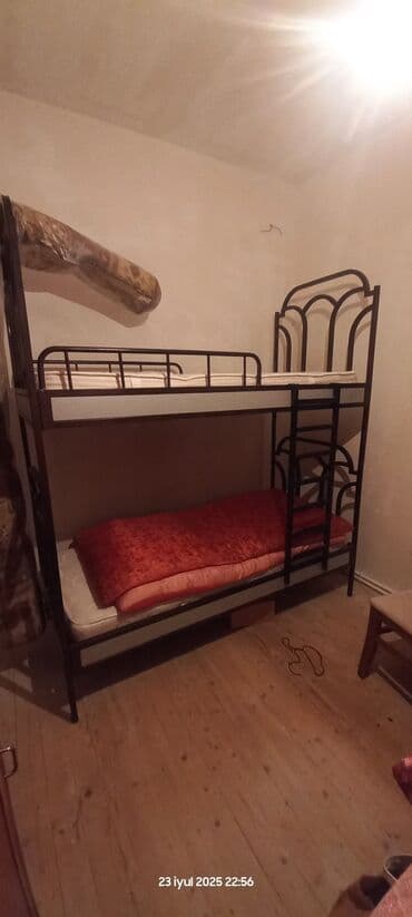 asinkovu demir: Oğlan və qız üçün, İşlənmiş, Çarpayı, Matras ilə, Siyirməsiz, Dəmir — 1