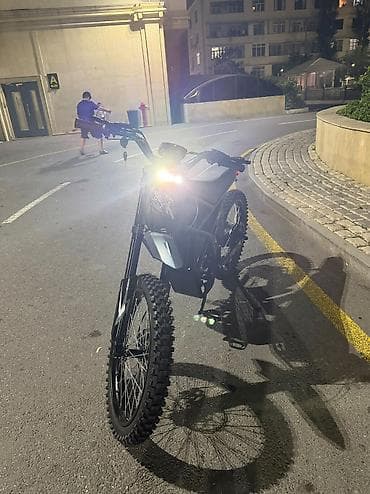 dirt bike: Elektrik off-road velosiped/motosiklet hibridi - Güclü elektrik — 3