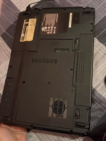 Acer: Intel Core i5, 4 GB, 15.6 " — 6