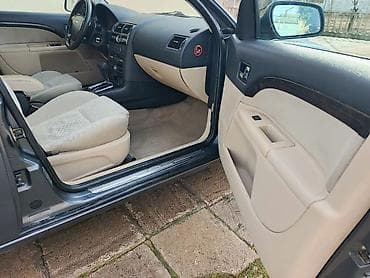 ford maşın: Ford Mondeo: 2 l | 2005 il 271000 km Sedan — 9