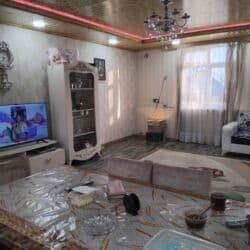 5 mkr satilan evler: 4 otaqlı, 220 kv. m, Kredit var, Orta təmir — 8