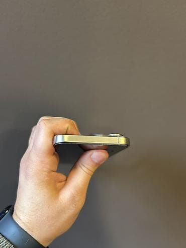 iphone 16 pro satış: IPhone 15 Pro Max, 256 GB, Gümüşü, Simsiz şarj, Face ID — 4