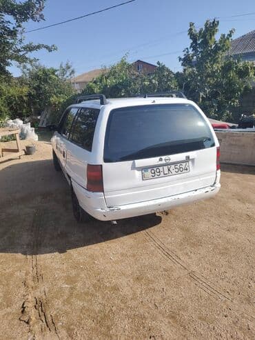 minik maşın: Opel Astra: 1.7 l | 1997 il 68000 km Universal — 3