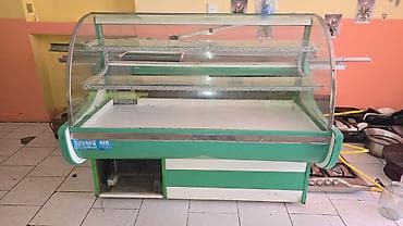 Ulvi firmasi vitrin soyuducu 350 Azn. Tam ishlek.olchu 1.50. Unvan