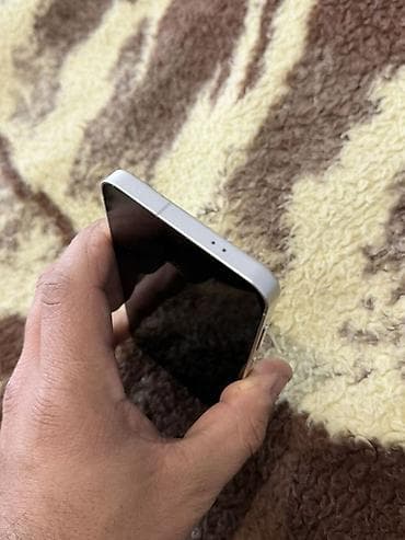 resmi 9 t: Samsung Galaxy S24, 128 GB, rəng - Ağ — 6