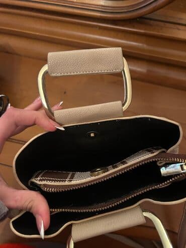 женские пляжные шлепанцы: Təzə kimidi çox az islenib sadəcə islenmir deye satılır 35 alınıb 20 — 5