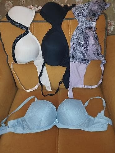 Qadın büstqalterləri dəsti - Rənglər: ağ, qara, açıq