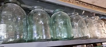 40 ədəd 3 litrlik şüşə balonlar satılır. 1 ədədin qiyməti 35 qəpik