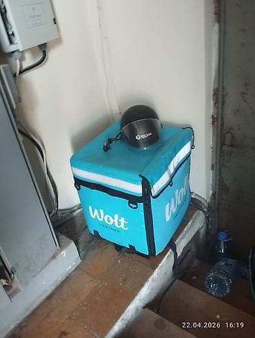 Wolt kuryer üçün izotermik çatdırılma çantası + açıq tip motosiklet