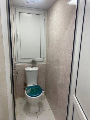 bine atciliqda kiraye ev: Nəsimi Rayonu 4-cü mkr, Mir Cəlal küçəsində yerləşən orta bloklu 5 — 7