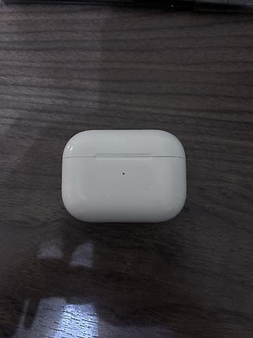Qulaqcıqlar: Airpods pro 2 ideal veziyyetde lightning elim yandi ucuz satiram — 1