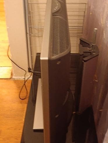 tilvizor: Televizor Sony LCD 40" — 3