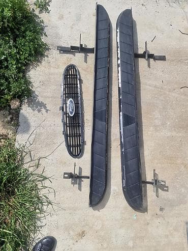 okean ehtiyat hisseleri: Ford Transit üçün orijinal ehtiyat hissələri. Ford emblemli radiator — 1