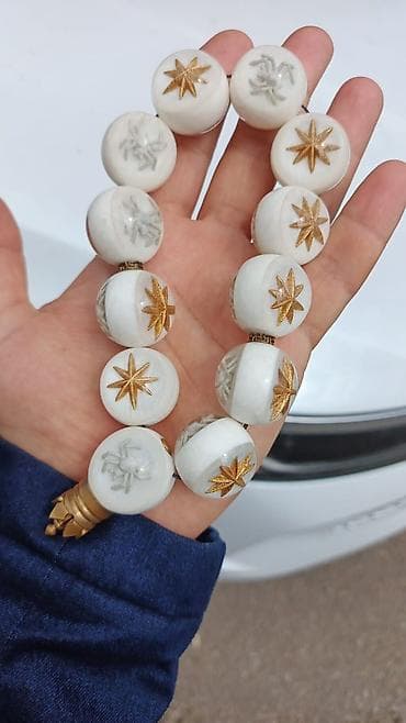 bijuteryalar: Ağ rəngli dekorativ təsbeh - Material: parlaq ağ əsasdan hazırlanmış — 2