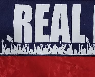 demir sac: Real Madrid azarkeş şərfi - Rənglər: tünd göy–ağ zolaqlı dizayn - — 4