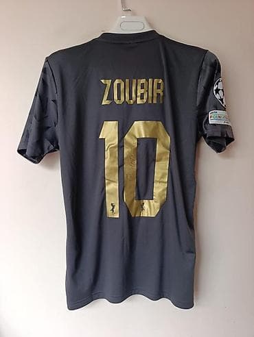 ereb qizili: Məhsul: Futbol köynəkləri (ad və nömrə ilə) Təsvir: - Rənglər: tünd — 3