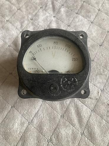 Mexaniki əl alətləri: Panel tipli analoq voltmetr - Göstərici diapazonu: 0–250 V AC/DC — 3