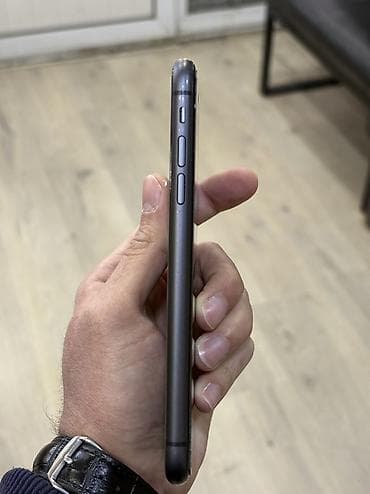 iphone 13 case: IPhone 11, 64 GB, Qara, Face ID — 5